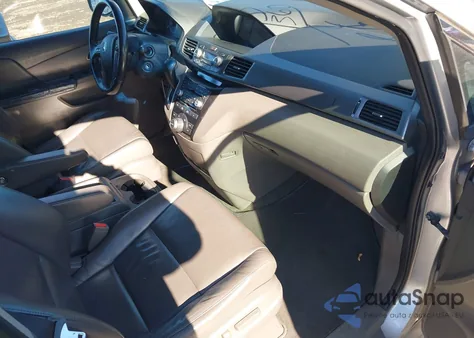 2011 Honda Odyssey Touring/Touring Elite из США, поврежденный, VIN 5FNRL5H97BB022421